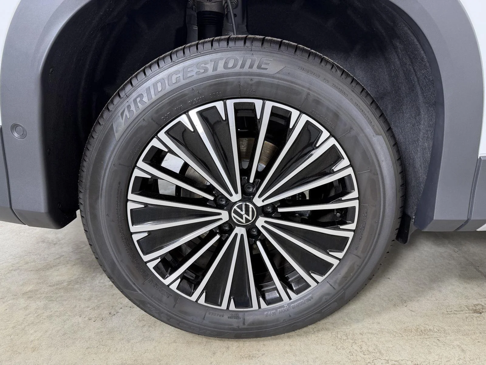 New 2026 Pure White Volkswagen S image 18