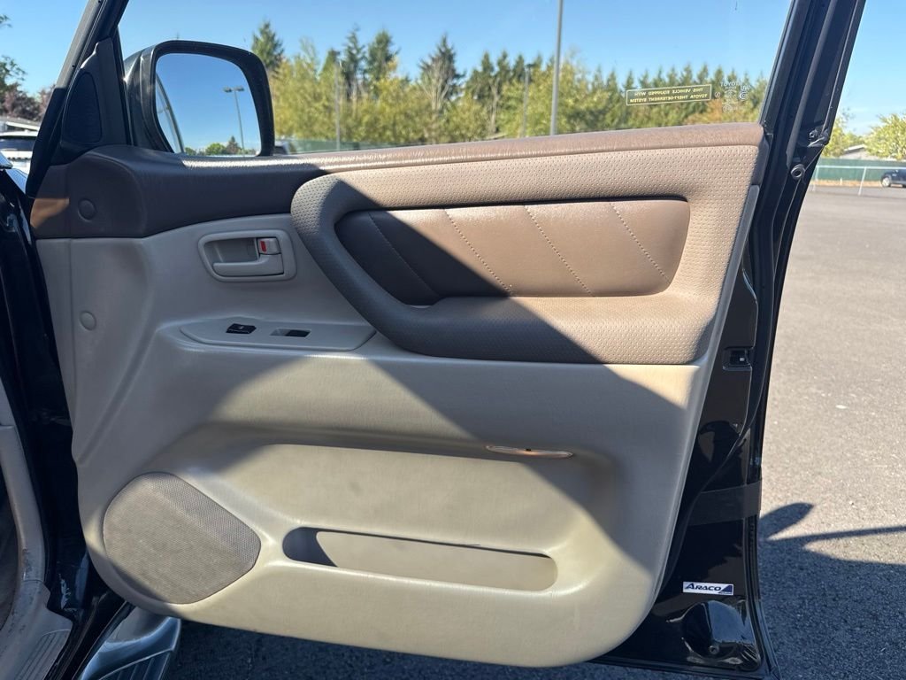 Used 2000 Black Toyota Base image 26