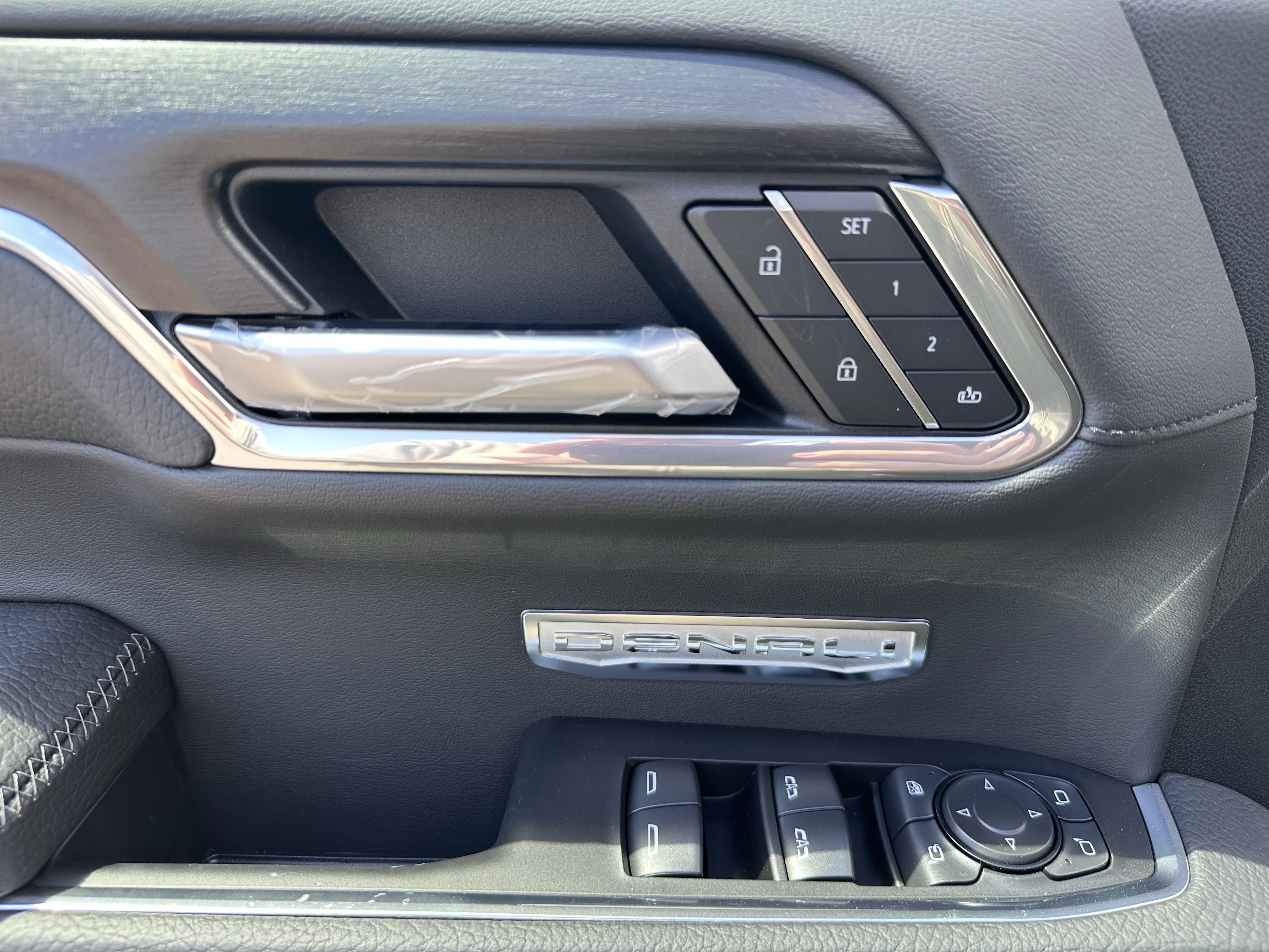 New 2026 Glacier White Tricoat GMC Denali image 10