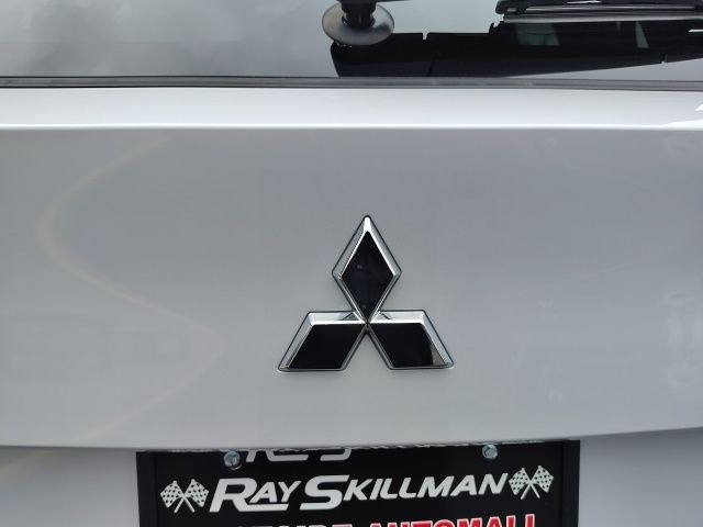 New 2025 White Mitsubishi Trail Edition image 40