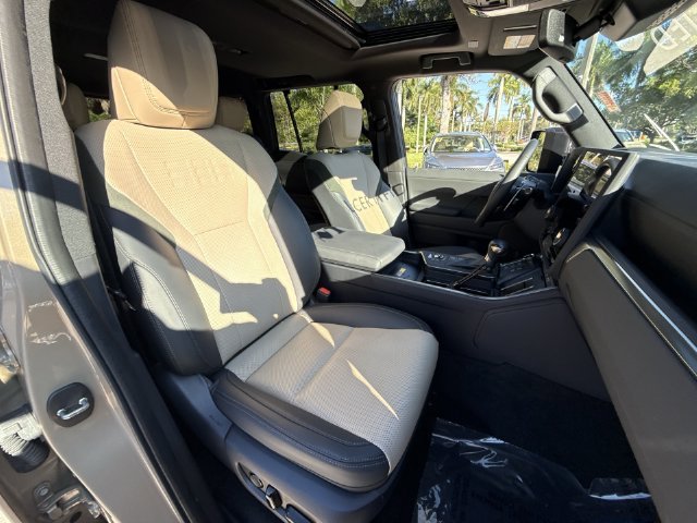 Certified Used 2024 EARTH (4Z1) / BLACK (202) Lexus 550 Overtrail+ image 26