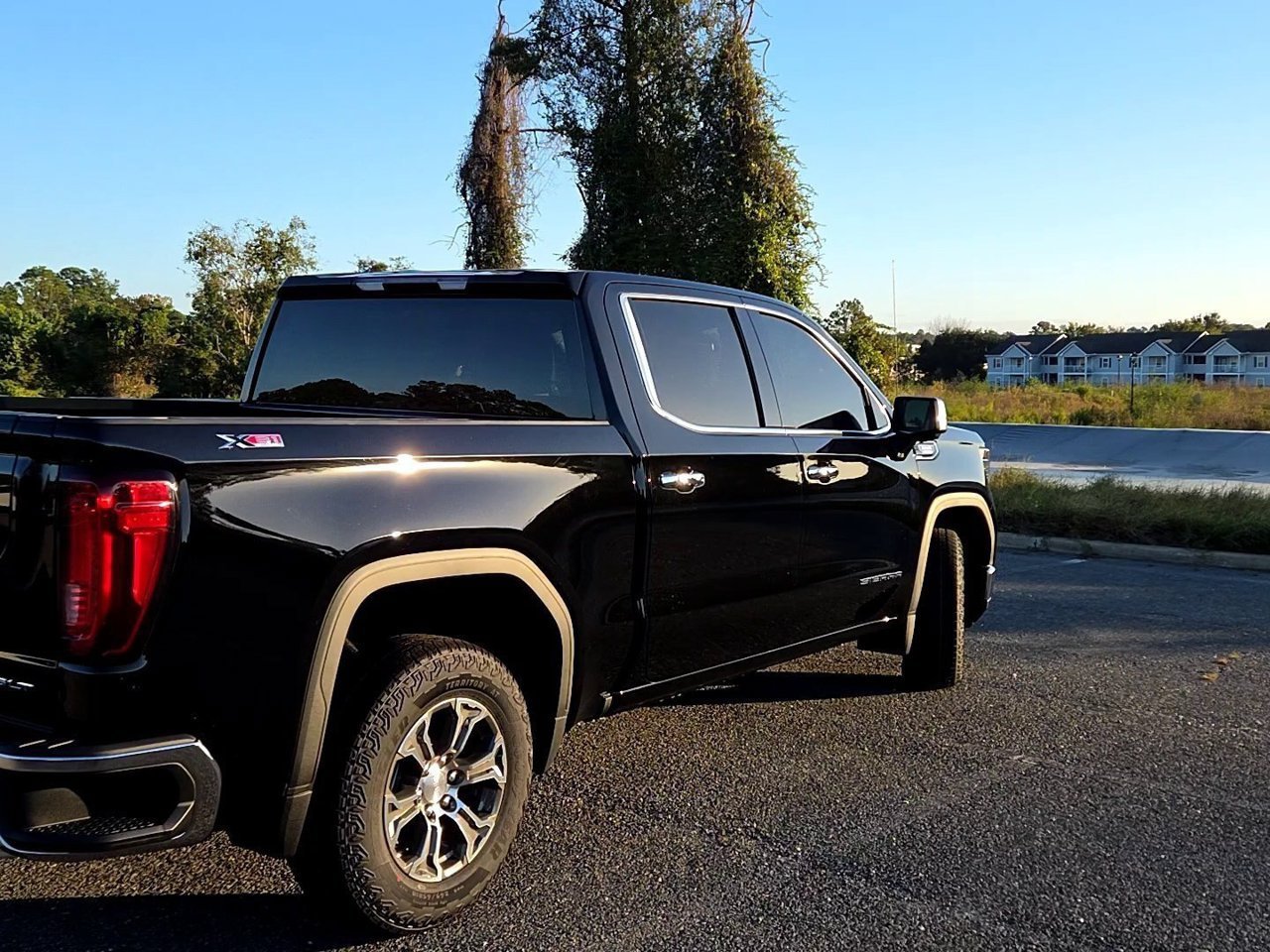 2026 GMC Sierra 1500 SLT - Photo 31