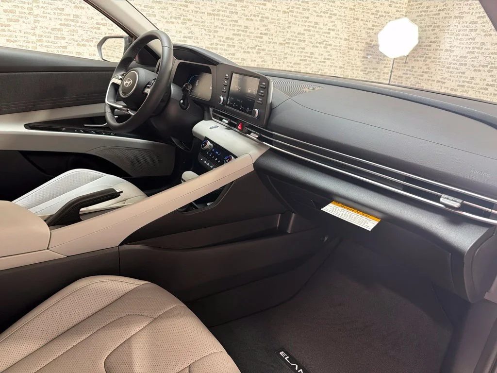 New 2026 Serenity White Hyundai SEL Sport Plus image 12