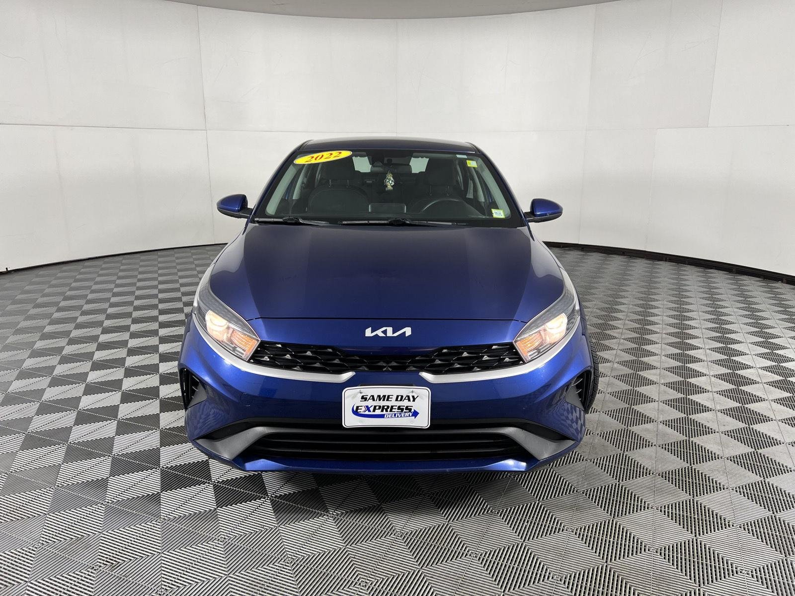 Used 2022 Deep Sea Blue Kia LXS image 37