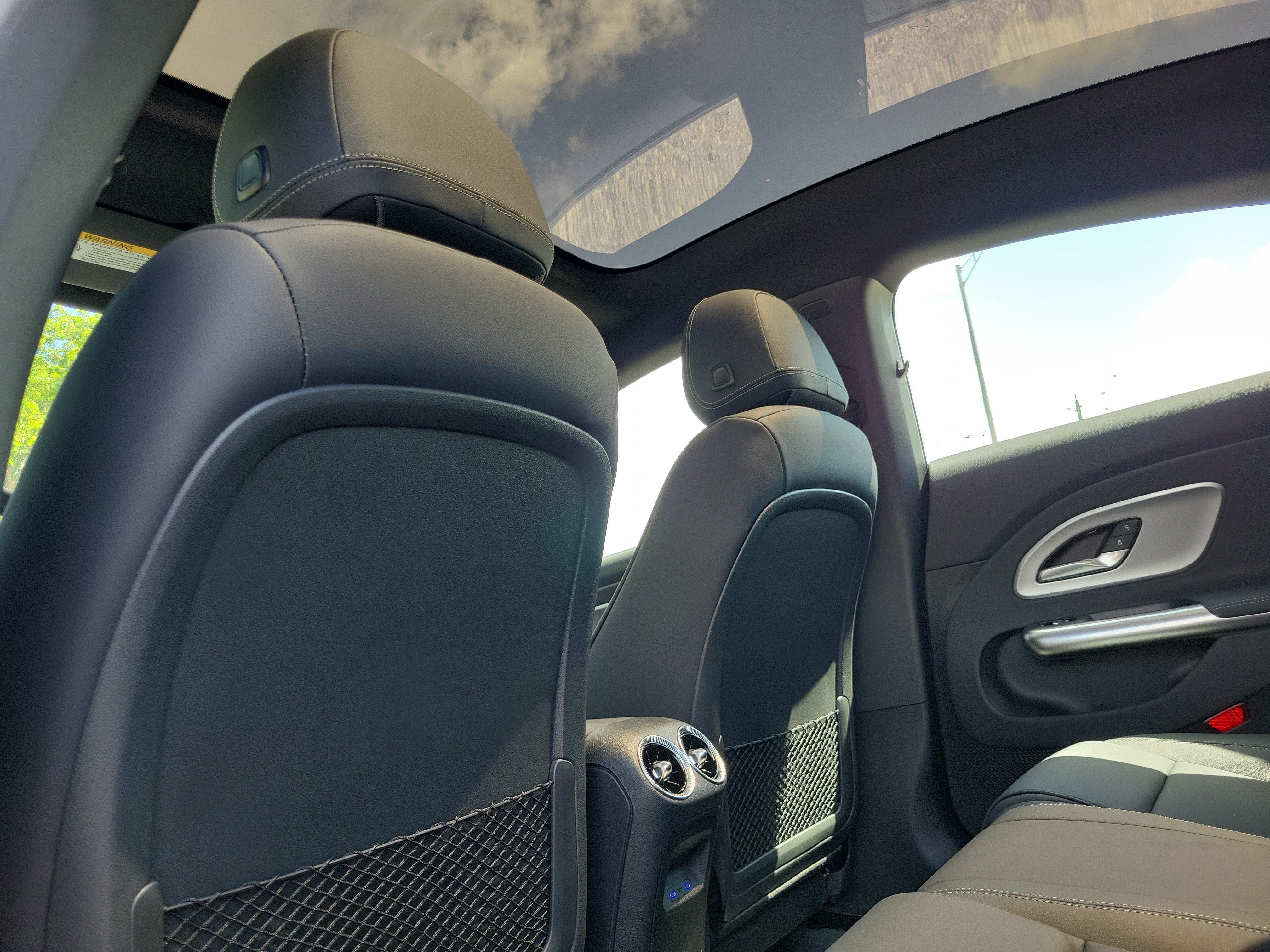 New 2027 Cirrus Silver Metallic Mercedes-Benz CLA 250+ image 41