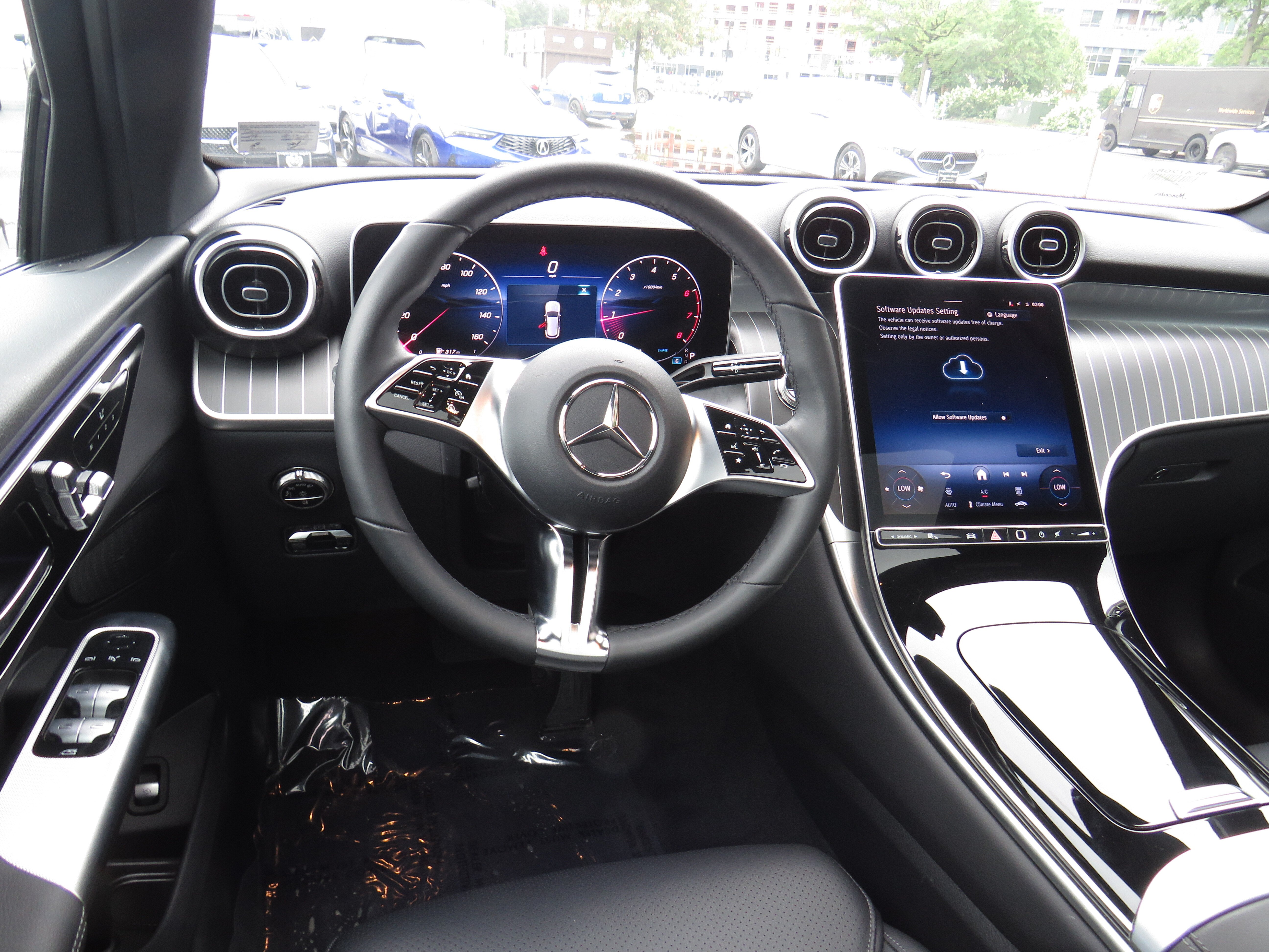 Used 2026 Black Mercedes-Benz GLC 300 4MATIC® image 9