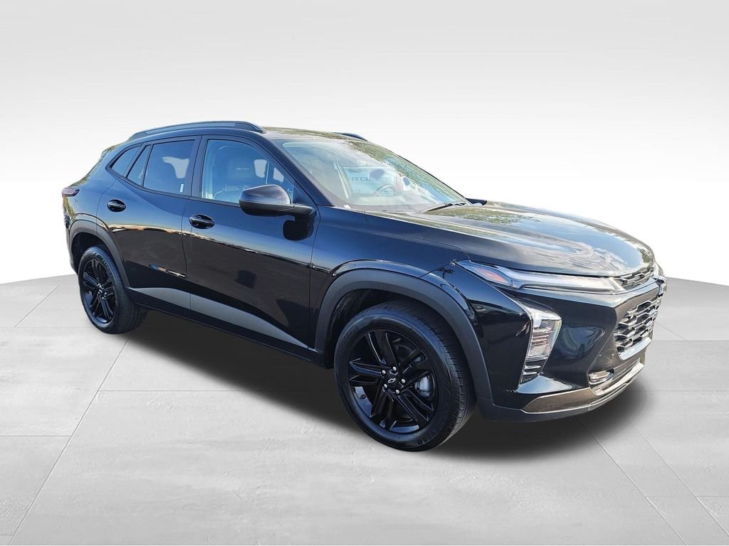 Used 2025 Black Chevrolet ACTIV image 7