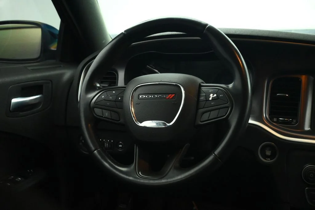 Used 2021 Black Dodge SXT image 40