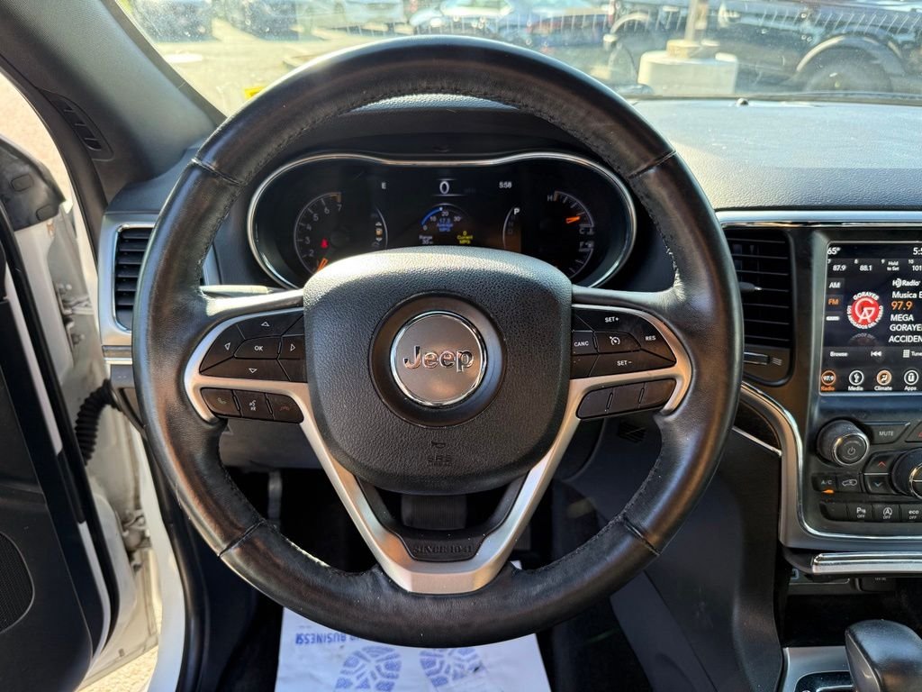 Used 2018 White Jeep Limited image 12