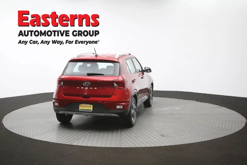 Used 2025 Red Hyundai SEL image 40