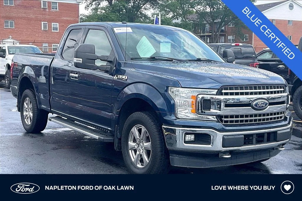 Used 2018 Blue Ford XLT image 1