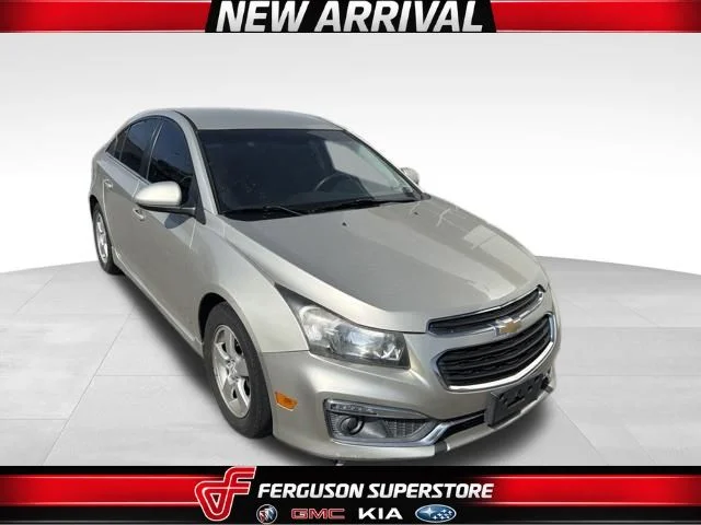 Used 2015 Gold Chevrolet 1LT image 1