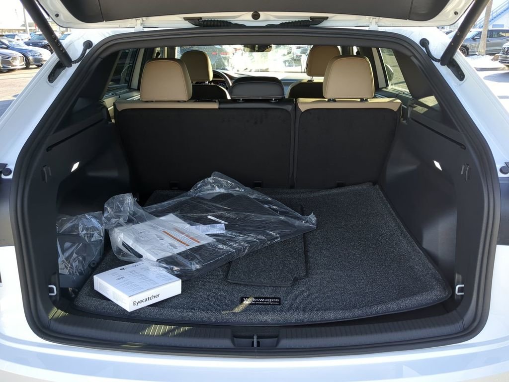 New 2026  Volkswagen 2.0T SE w/Technology image 8