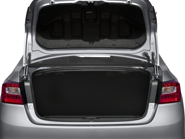 Used 2017 Ice Silver Metallic Subaru Premium image 15