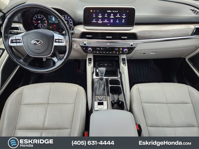 Used 2020 Gray Kia EX image 5