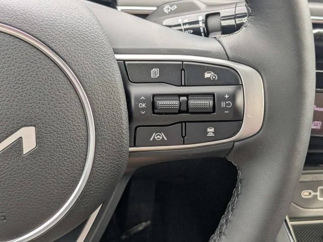 New 2027 Snow White Pearl Kia GT-Line image 27