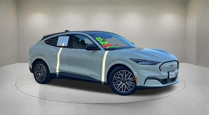 2025 Ford Mustang Mach-E