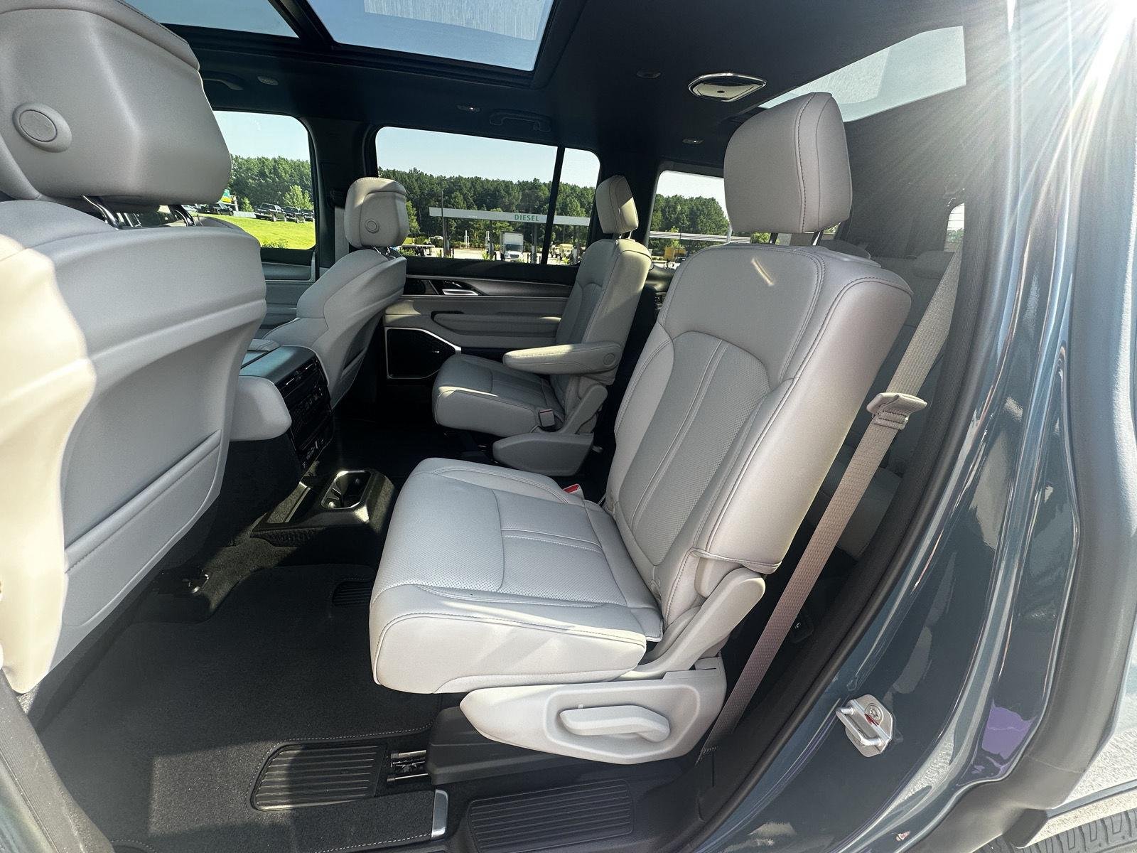 New 2026 Steel Blue Exterior Paint Jeep  image 10