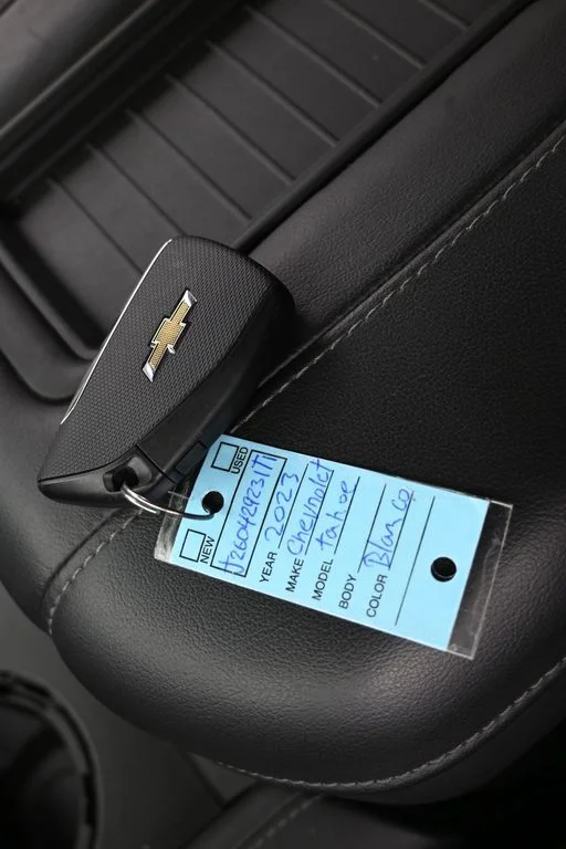 Used 2023 Iridescent Pearl Tricoat Chevrolet LT image 36