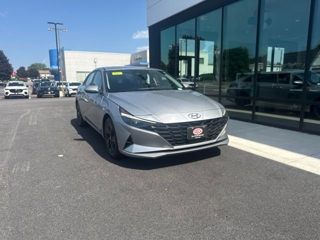 2022 Hyundai Elantra SEL