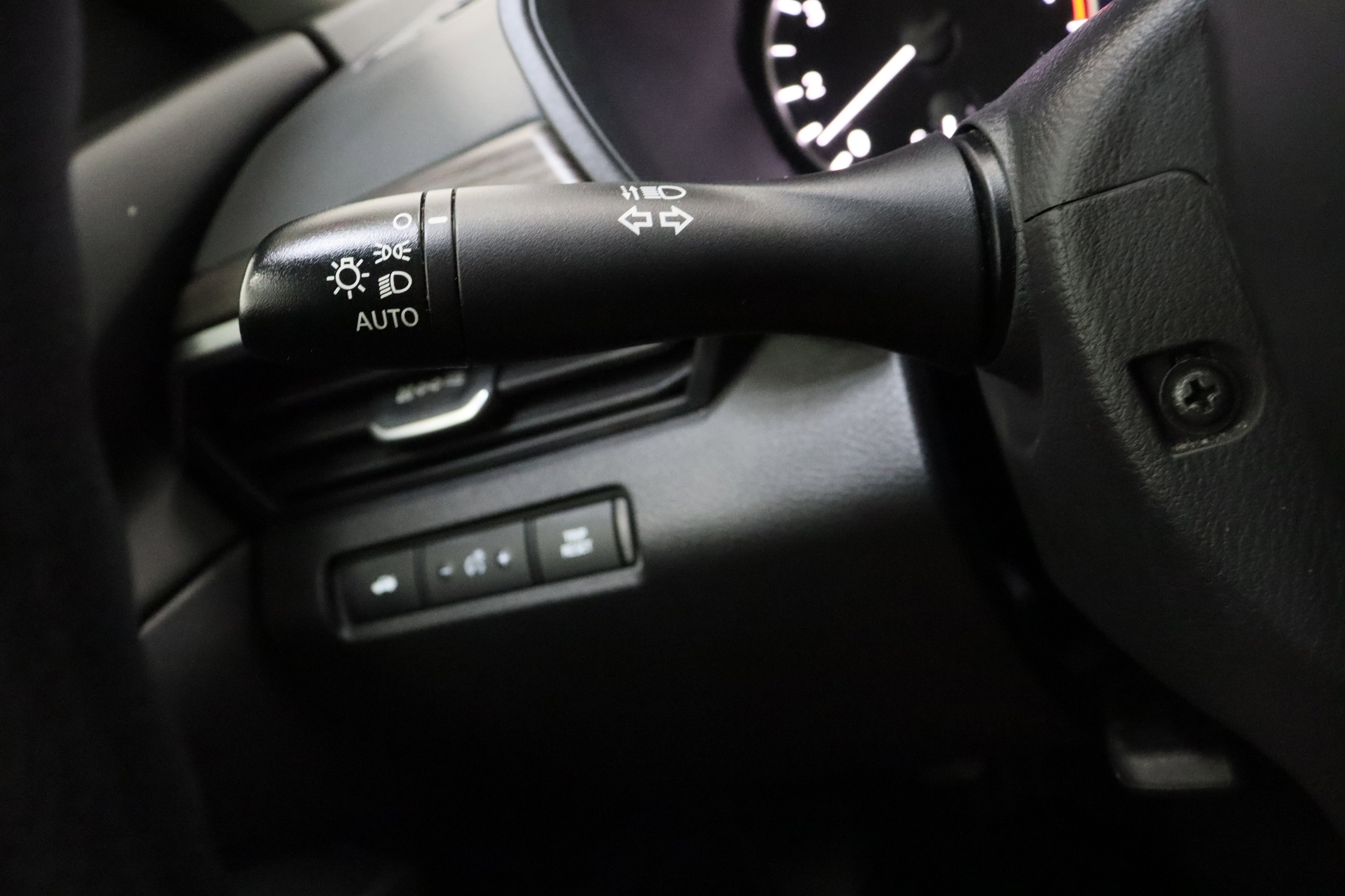 2025 Nissan Altima SV - Photo 25
