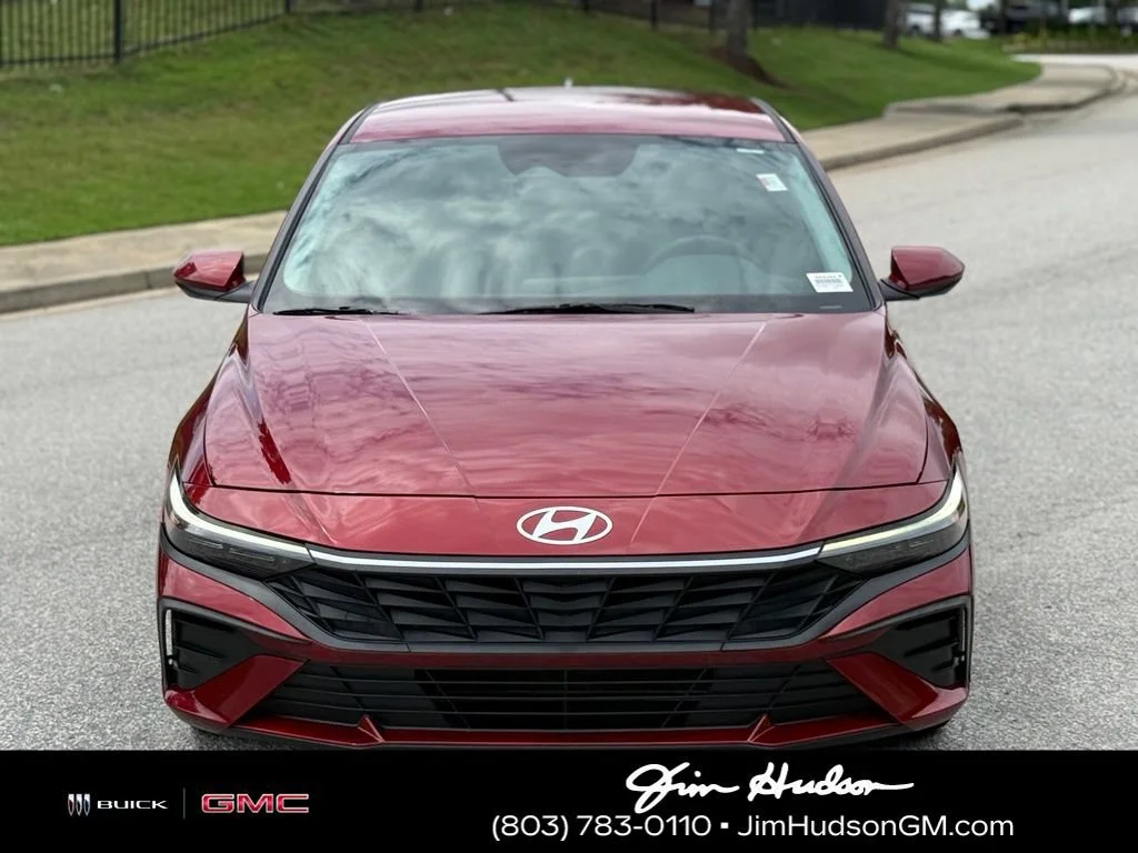Used 2024 Red Hyundai SEL image 8