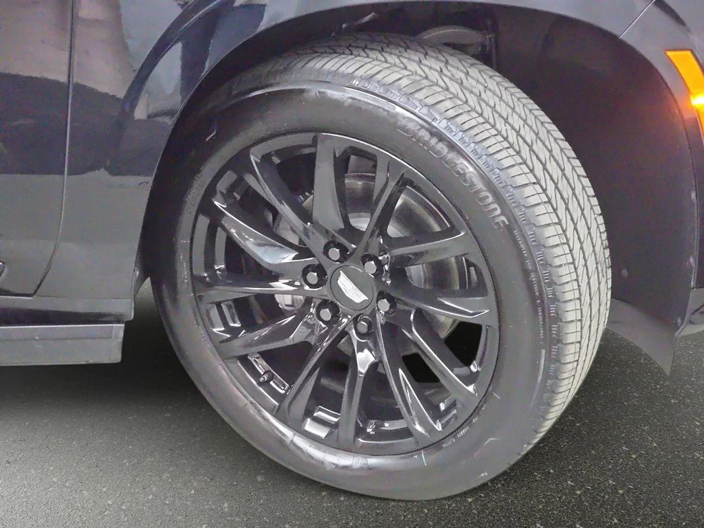 Used 2025 Black Cadillac Sport image 36