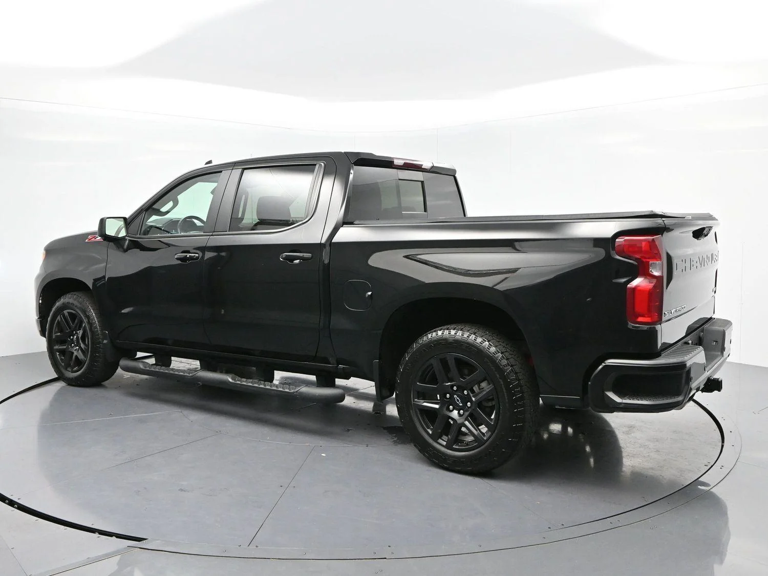 Used 2023 Black Chevrolet RST image 5