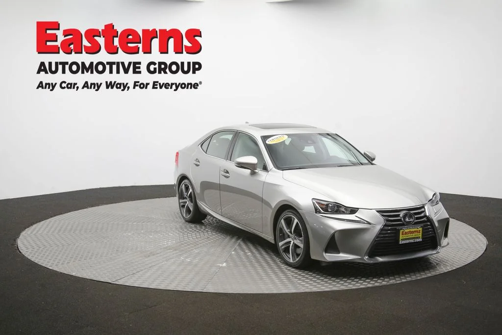 Used 2019 Silver Lexus 300 image 52