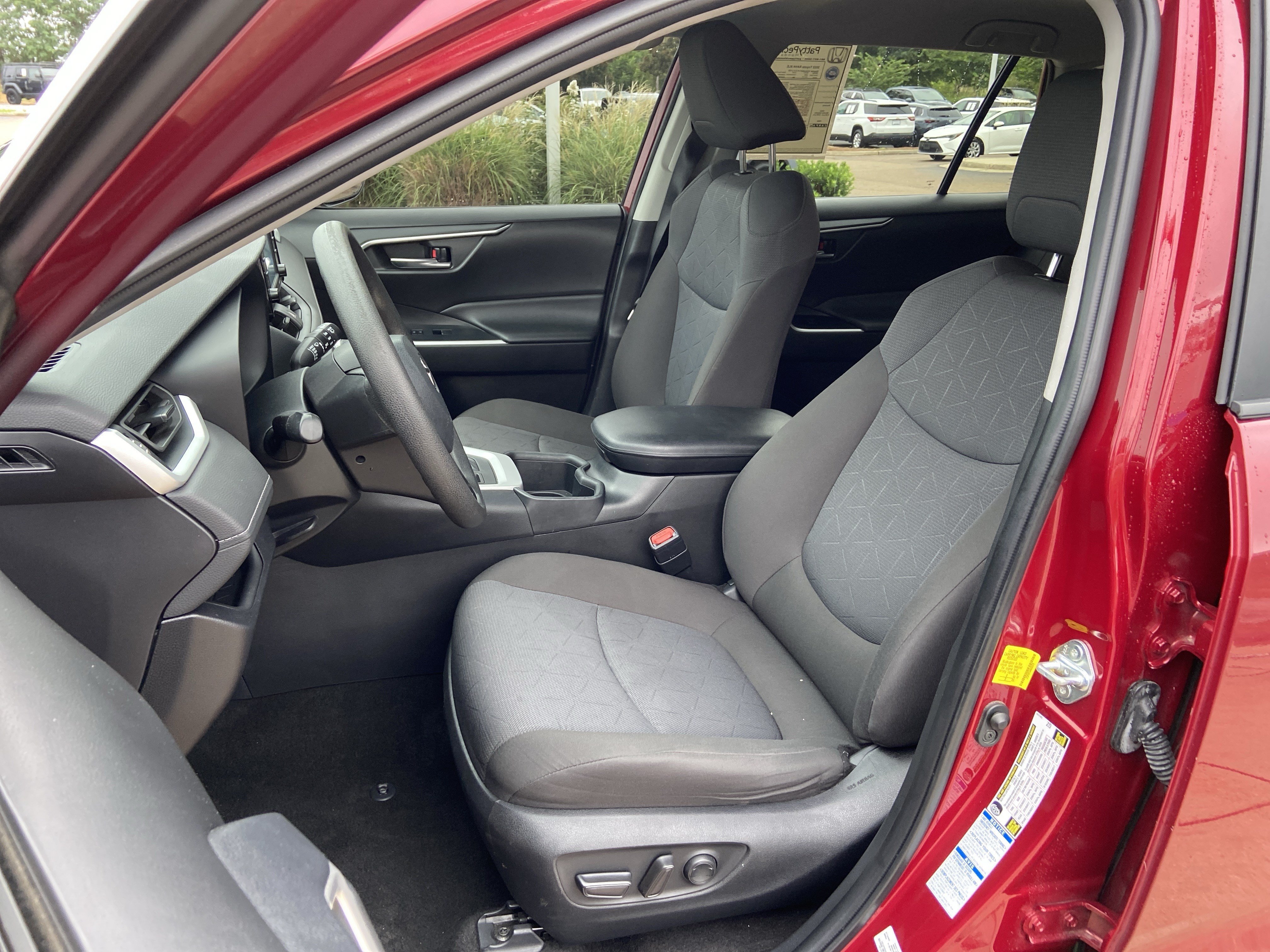 Used 2022 Ruby Flare Pearl Toyota XLE image 21
