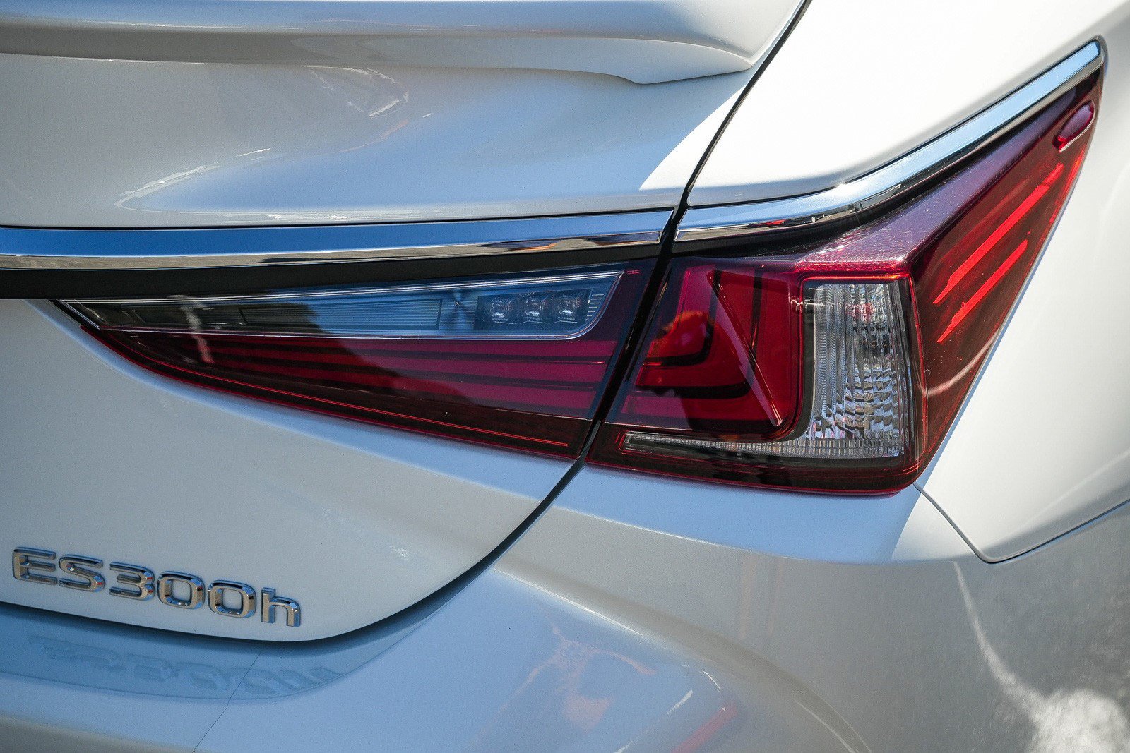 Certified Used 2025 Eminent White Pearl Lexus 300h image 7