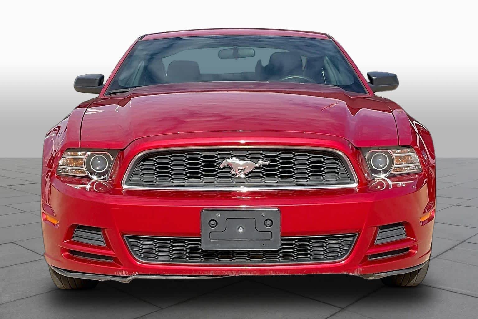 Used 2013 Red Candy Metallic Tinted Clearcoat Ford V6 image 5