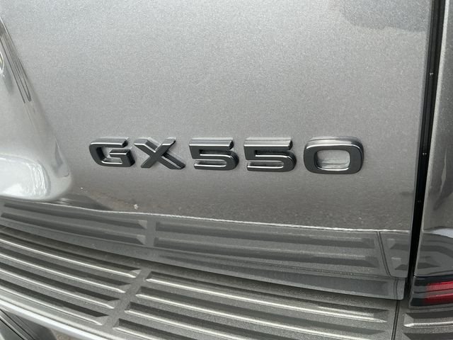 2024 Lexus GX Luxury - Photo 16