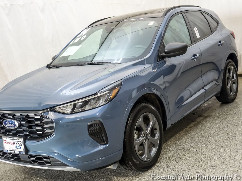 Used 2024 Vapor Blue Ford ST-Line image 6