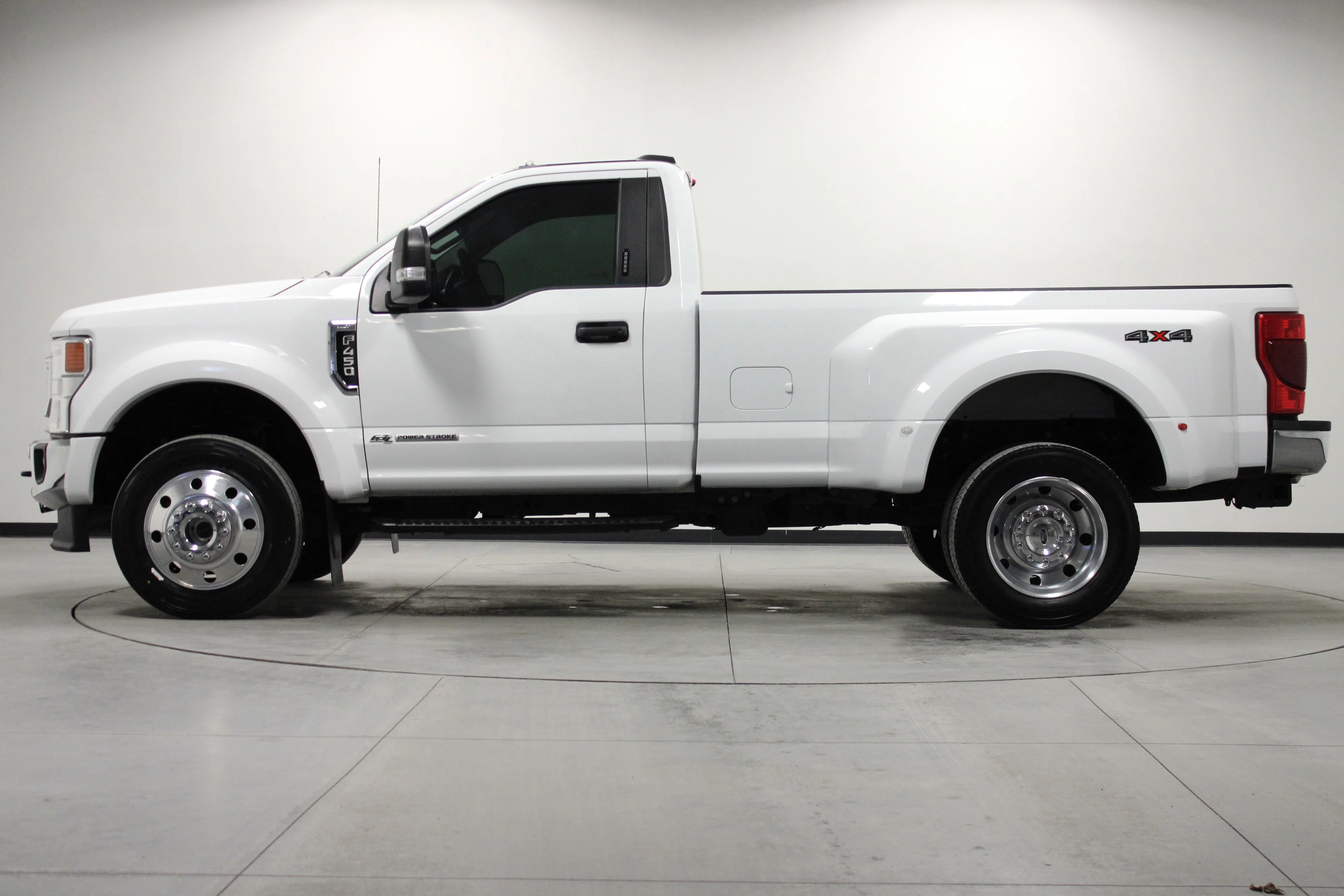 Used 2022 Oxford White Ford XLT image 7