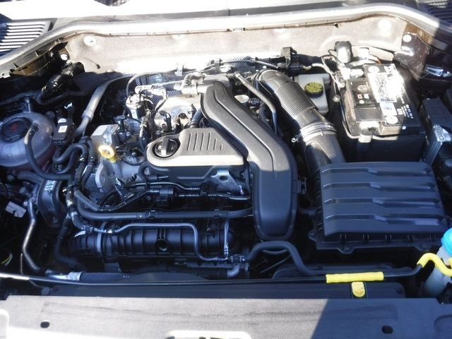 Used 2022 Black Volkswagen 1.5T SE image 6