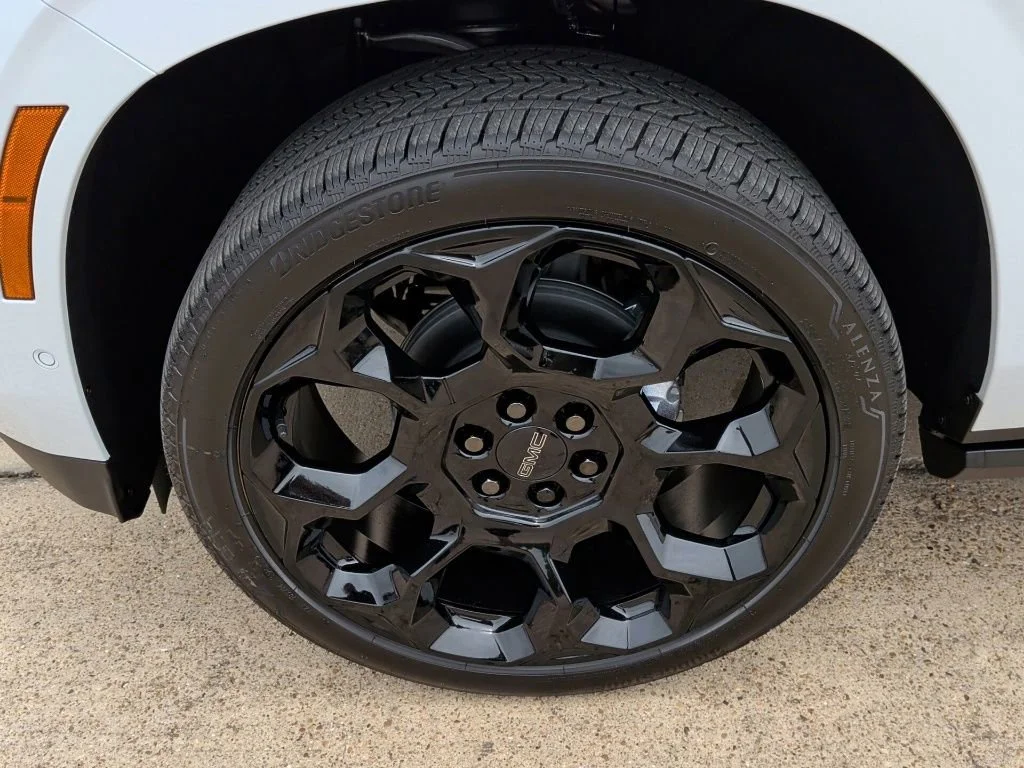 New 2026 Glacier White Tricoat GMC Denali image 53