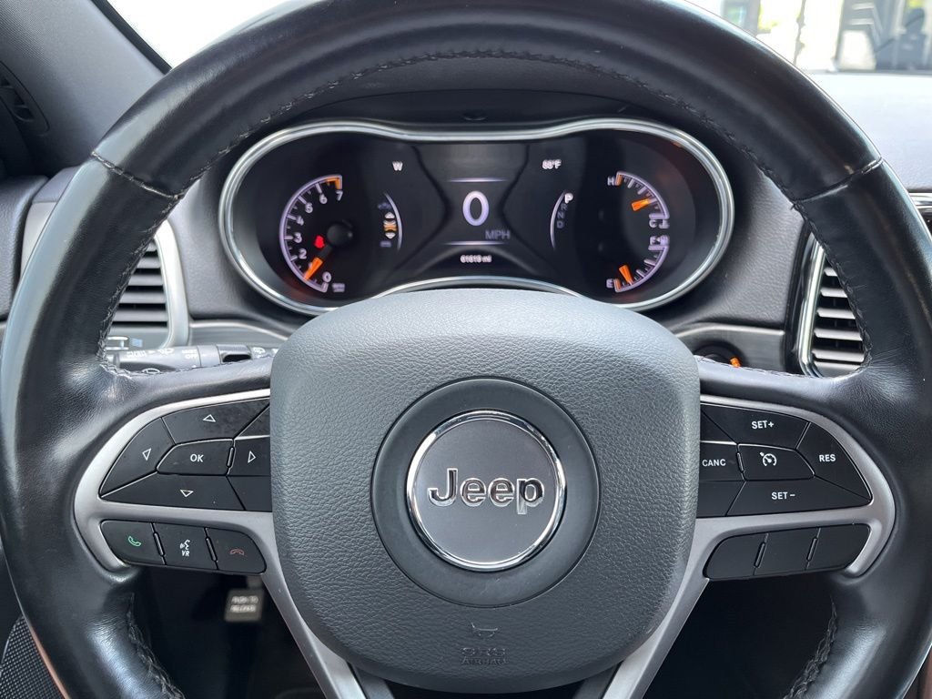 Used 2021 Diamond Black Jeep Limited image 27