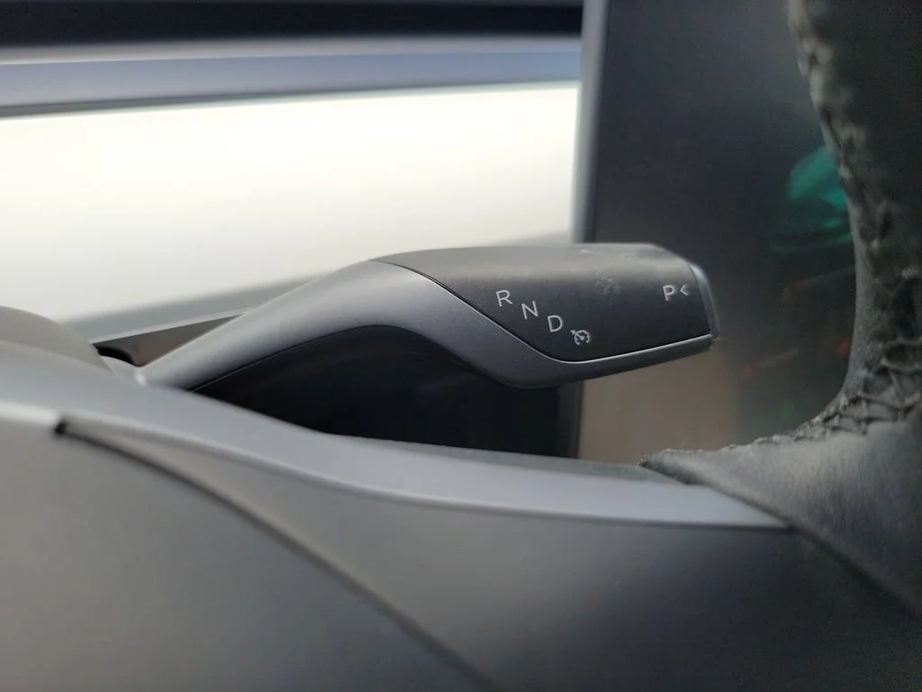 Used 2022 White Tesla RWD image 14