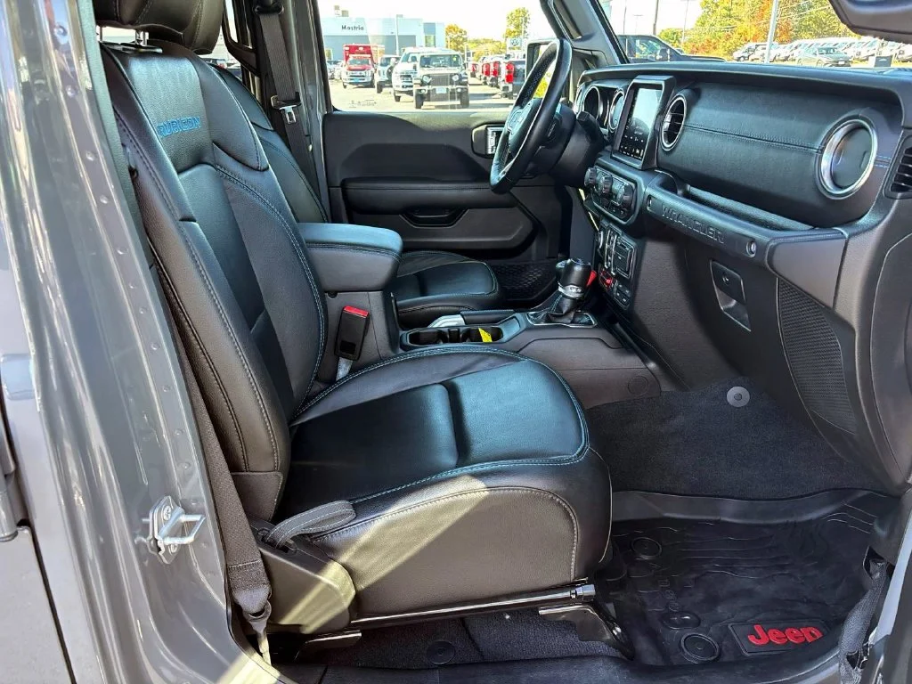 Used 2021 Gray Clearcoat Jeep Unlimited Rubicon 4xe image 16