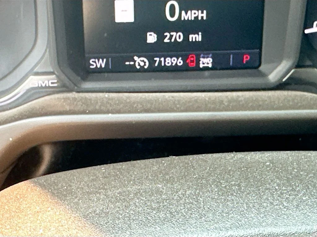 Used 2019 White GMC SLT image 12