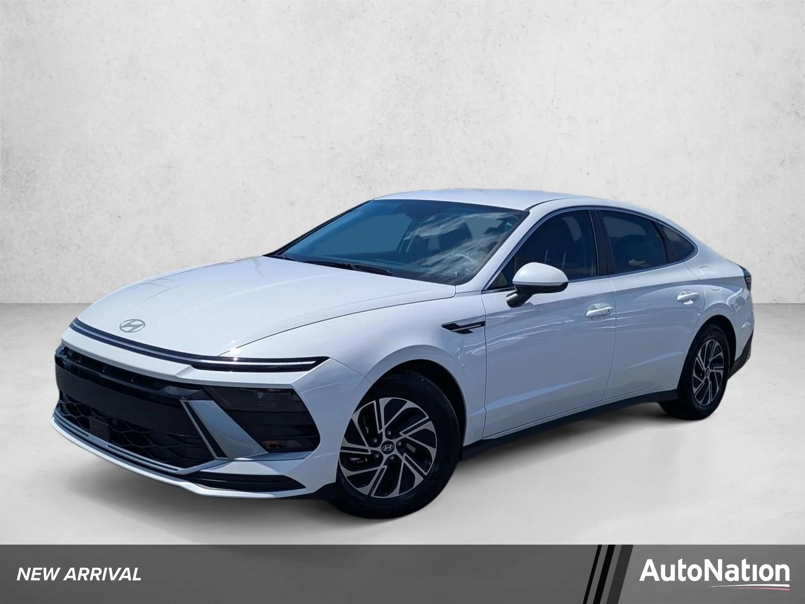 2026 Hyundai Sonata Blue's photo
