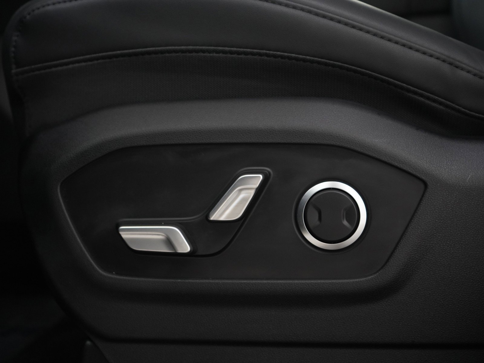 2026 Hyundai Santa Fe SEL - Photo 32