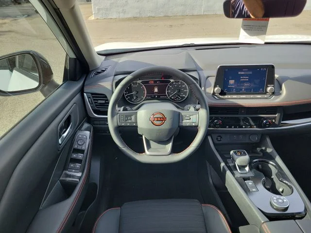 New 2026 Everest White Pearl TriCoat Nissan Rock Creek® image 23