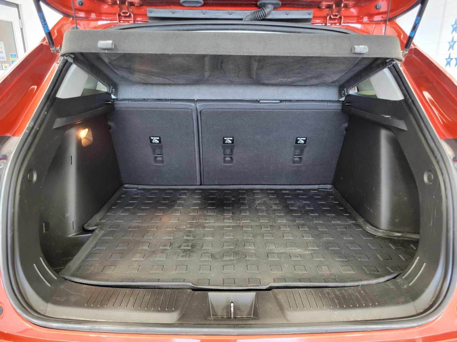 Used 2024 Red Chevrolet ACTIV image 29