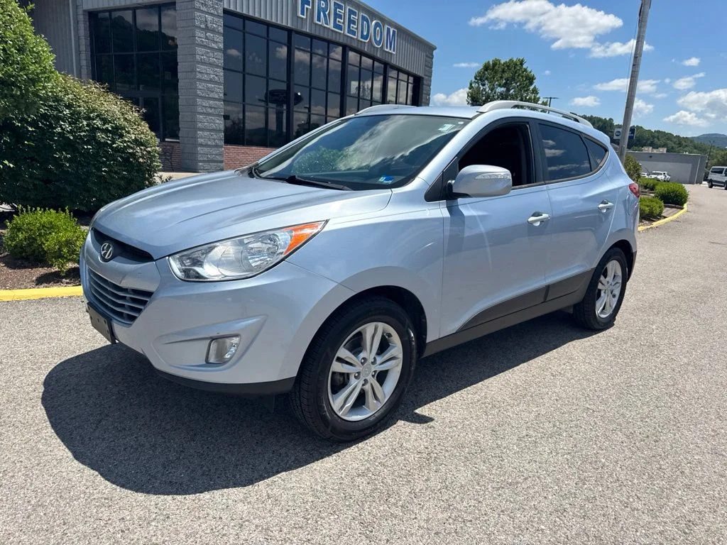 Used 2013 Hyundai Tucson GLS with VIN KM8JU3AC7DU637108 for sale in Wise, VA