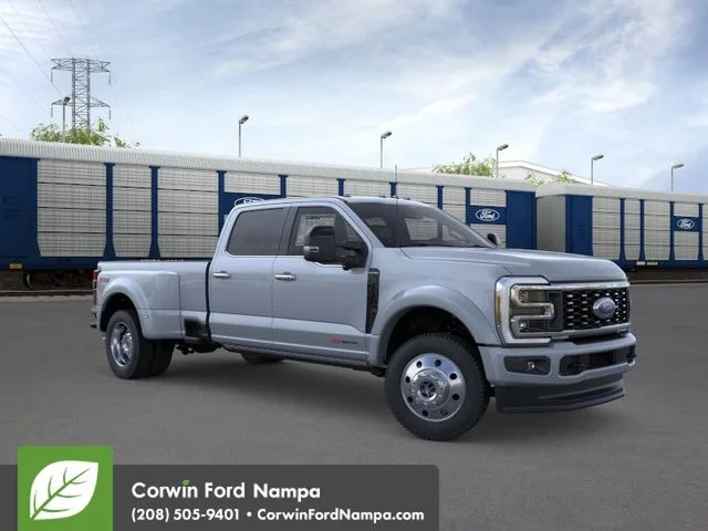 2026 Ford F-450 Platinum 4x4 Crew Cab 8' Box DRW's photo