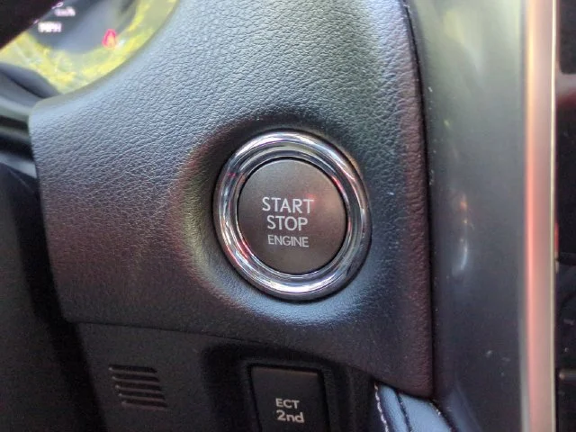 Used 2023 Silver Lexus 460 image 26