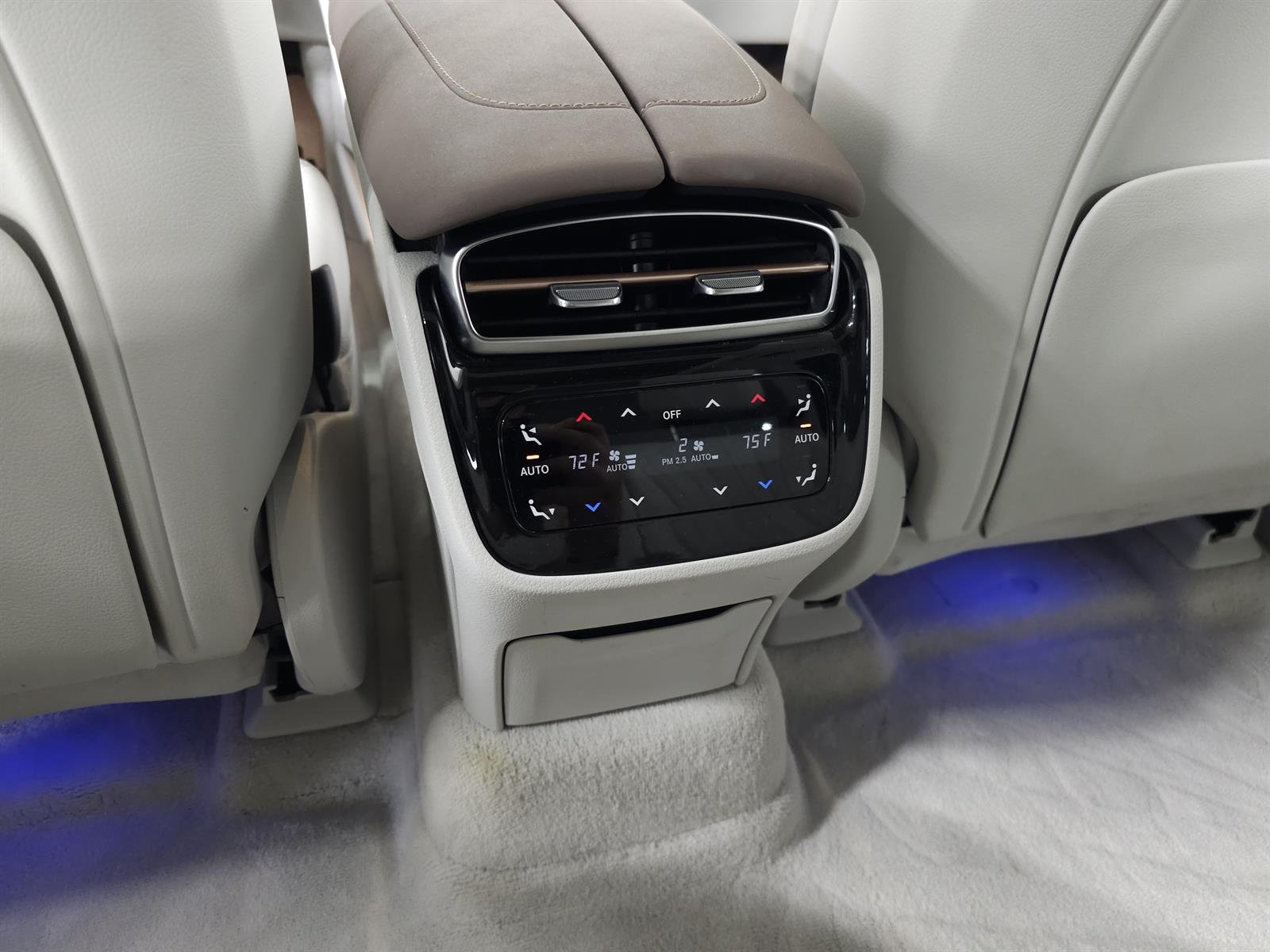Used 2023 Blue Mercedes-Benz EQS 450 4MATIC® image 40
