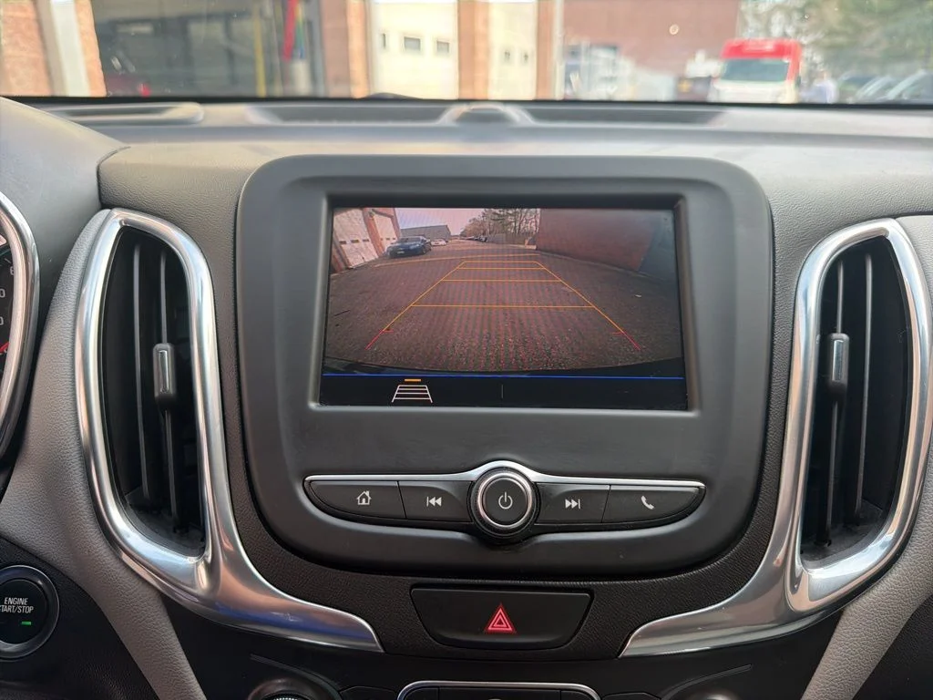 Used 2021 Blue Chevrolet LT image 19